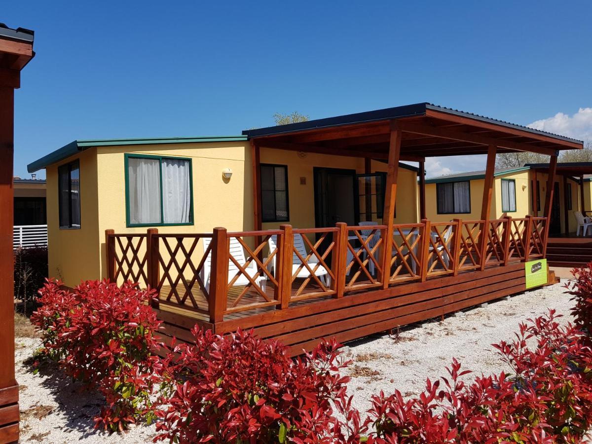 Fkk Ulika - Naturist Mobile Homes Eden Porec Esterno foto